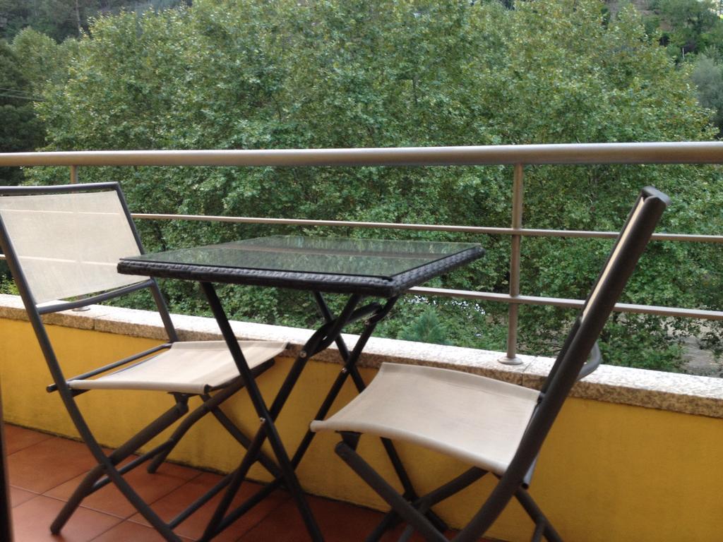 Casa Ribom Apartment Geres Bagian luar foto